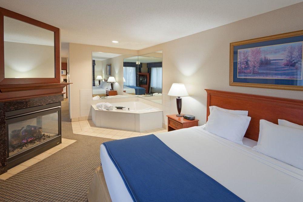 Holiday Inn Express Poughkeepsie By Ihg Eksteriør bilde