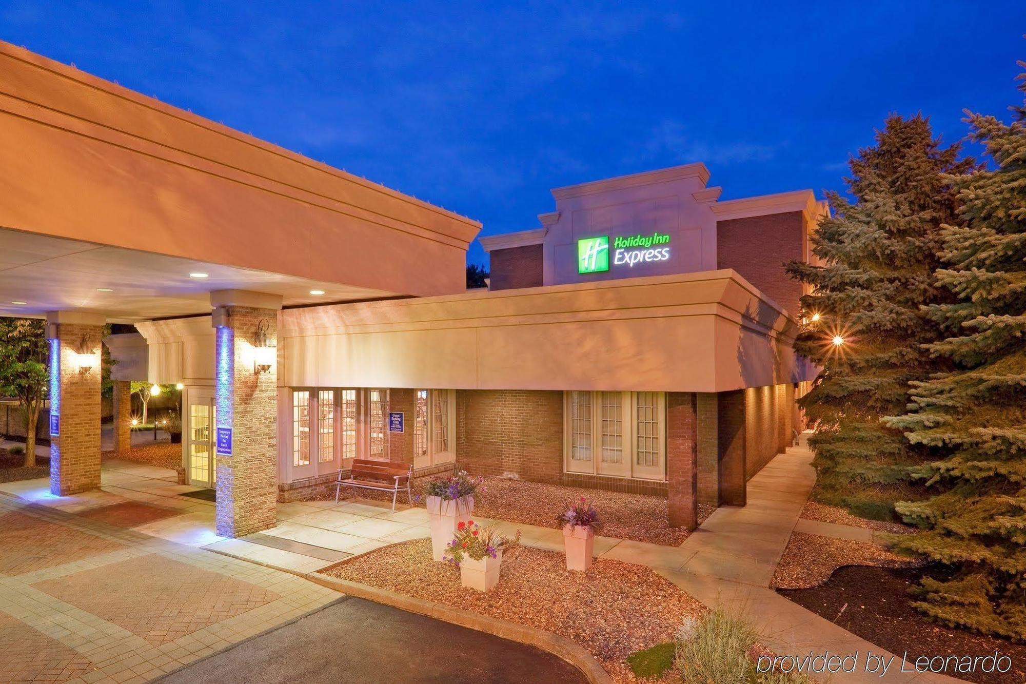 Holiday Inn Express Poughkeepsie By Ihg Eksteriør bilde