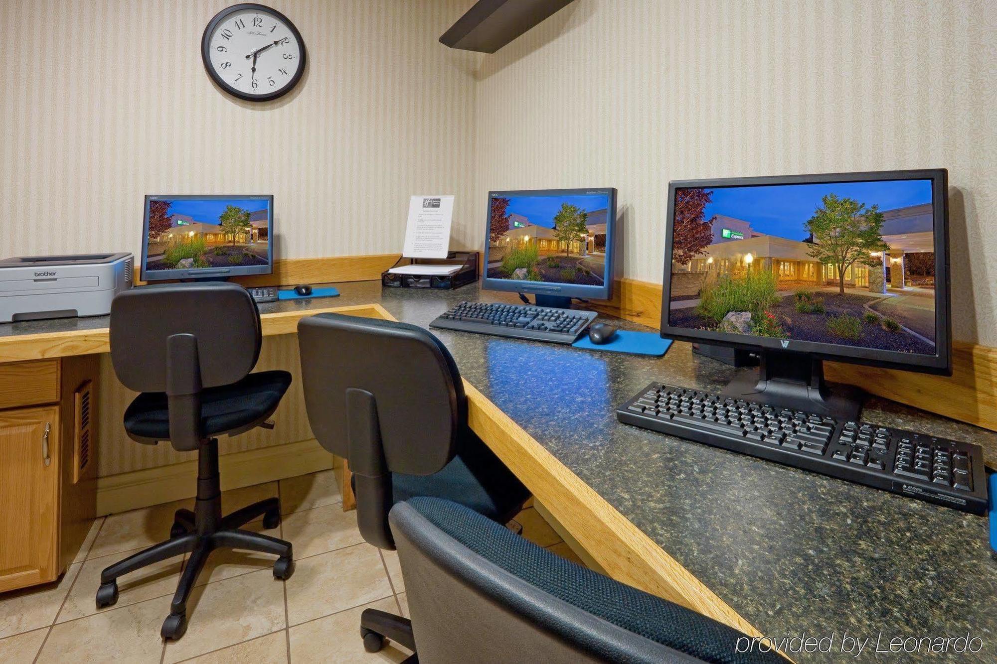 Holiday Inn Express Poughkeepsie By Ihg Eksteriør bilde